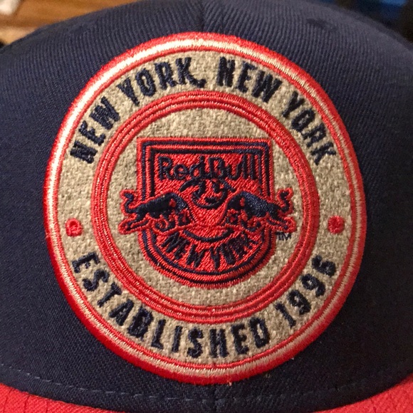 Redbull Hat - Picture 2 of 3